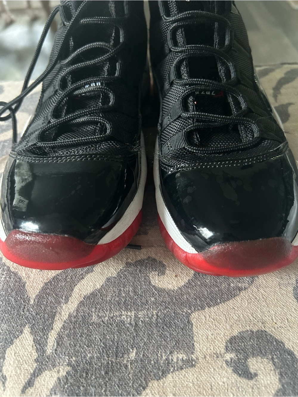 Jordan Retro 11 Bred High-Tops - Picture 5 of 5
